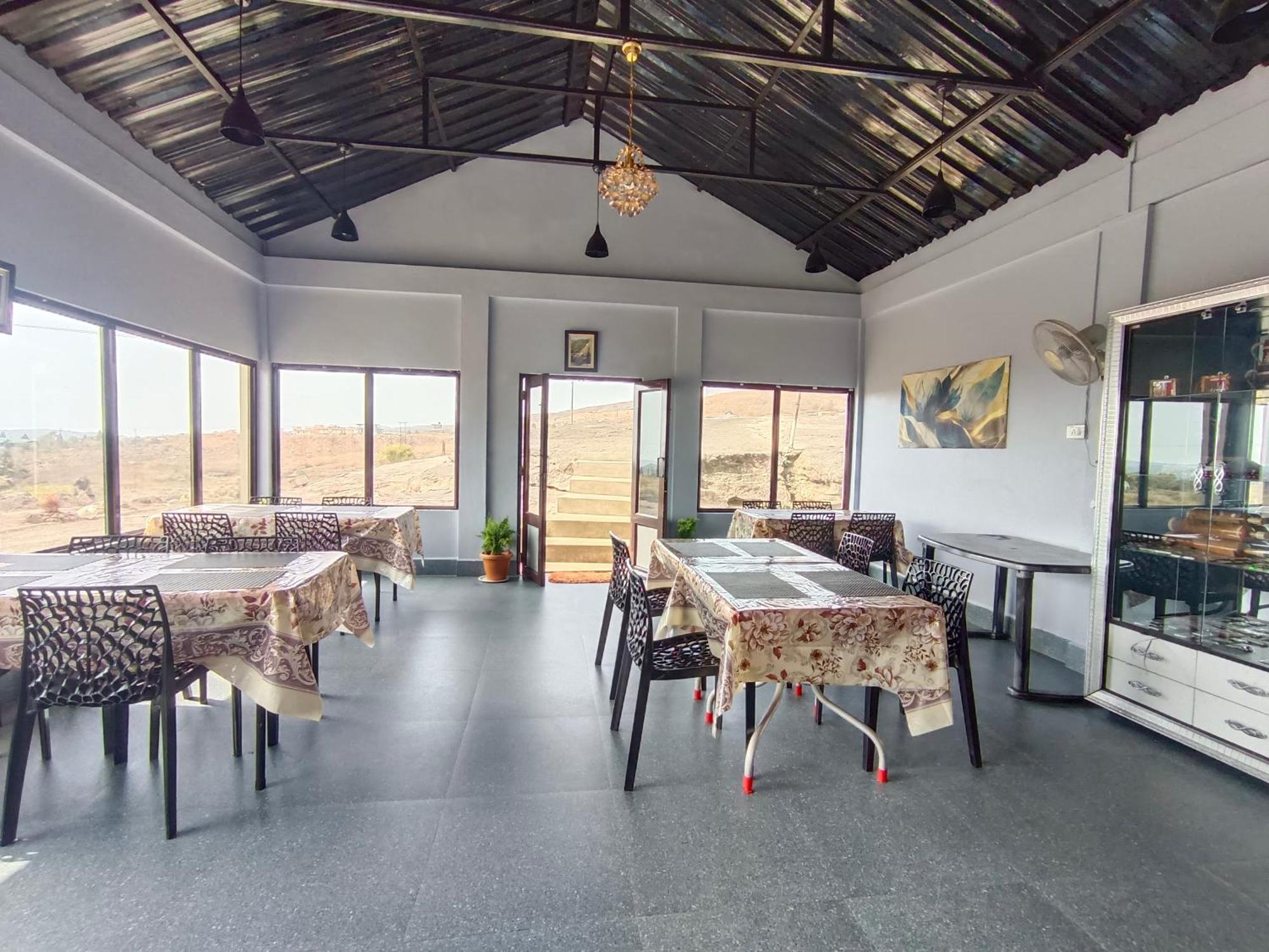 Serene Resort Cherrapunji Eksteriør bilde
