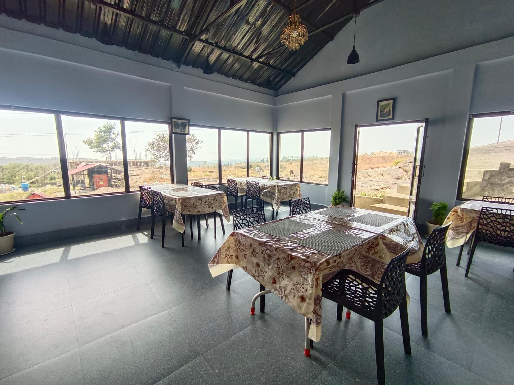 Serene Resort Cherrapunji Eksteriør bilde